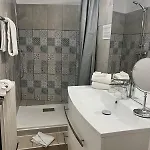 Hotel Hotel Abalone - Centre Gare Nîmes