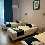 Hotel Abalone - Centre Gare 2* Nîmes