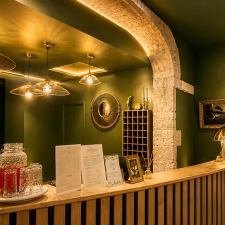 Hotel Hotel Abalone - Centre Gare Nimes