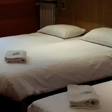 Hotel Abalone - Centre Gare 2* Nimes